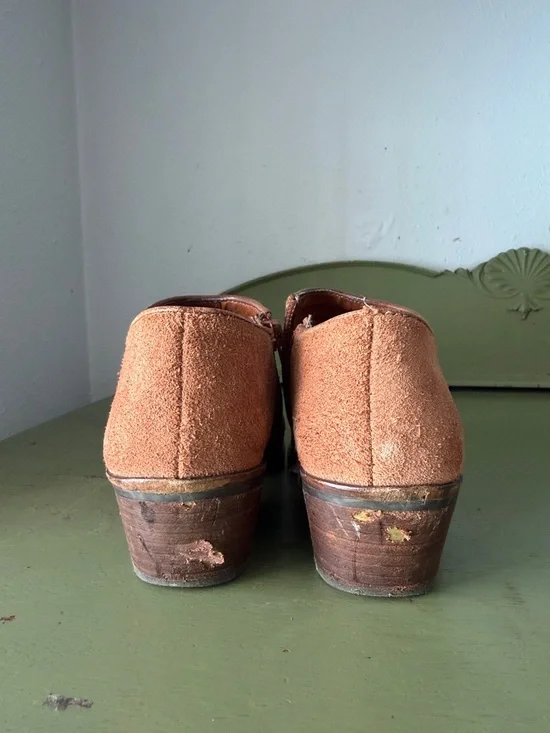 Lucky Brand Suede Ankle Booties - Picture 5 of 8